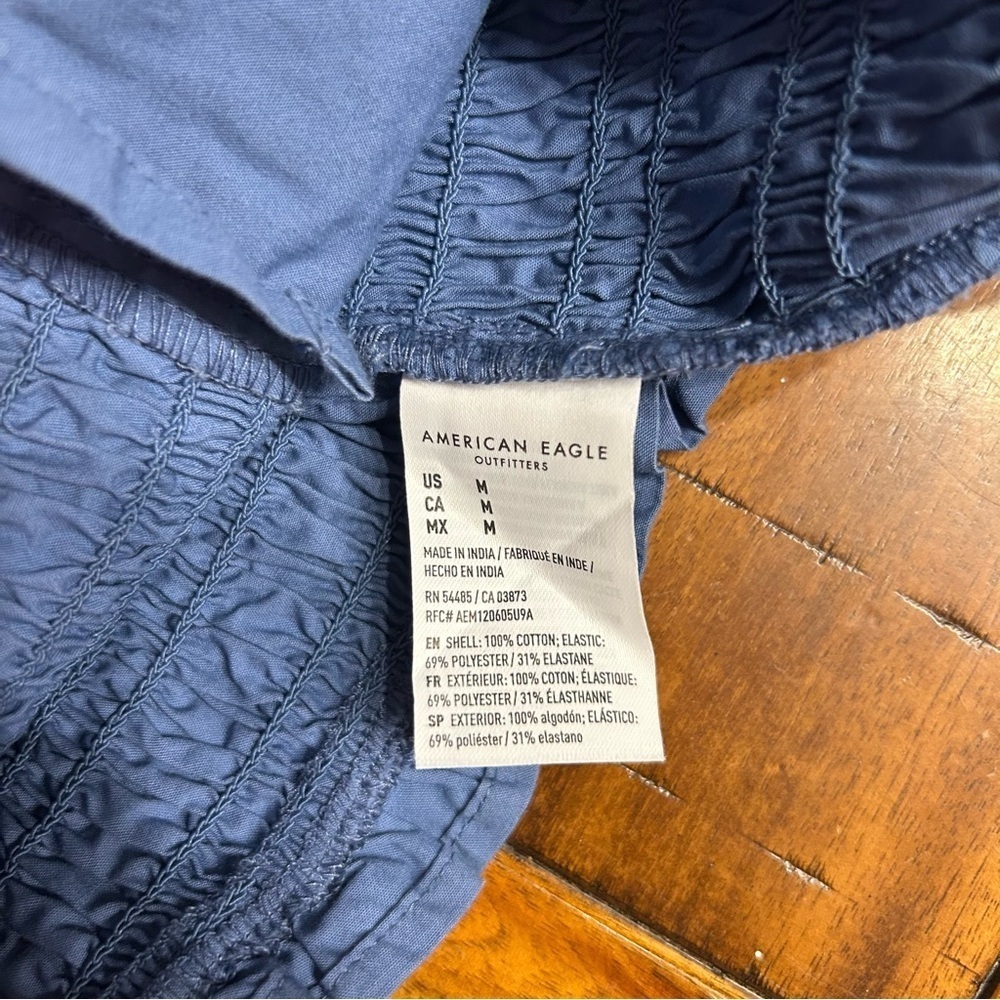 *NWT* American Eagle Blue Smocked Corset Sleeveless Crop Tube Top, Size Medium - Picture 11 of 12